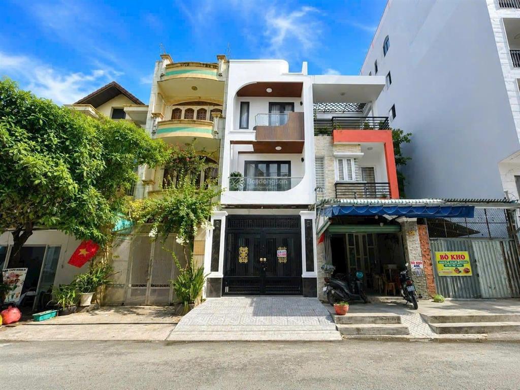 Chính chủ cần bán nhà mới đường phan huy thực quận 7  giảm mạnh 2 tỷ, chỉ còn 15 tỷ