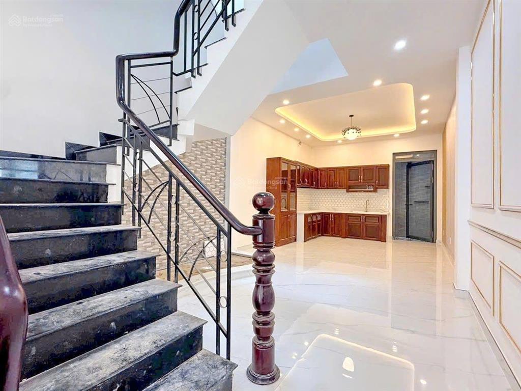Chính chủ cần bán nhà mới đường phan huy thực quận 7  giảm mạnh 2 tỷ, chỉ còn 15 tỷ