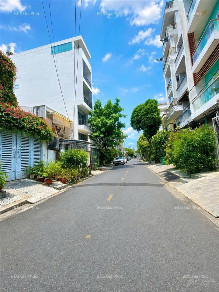 Cần bán nhanh căn nhà đường số tân quy, quận 7  ngang 8m  giá tốt chỉ 26.3 tỷ