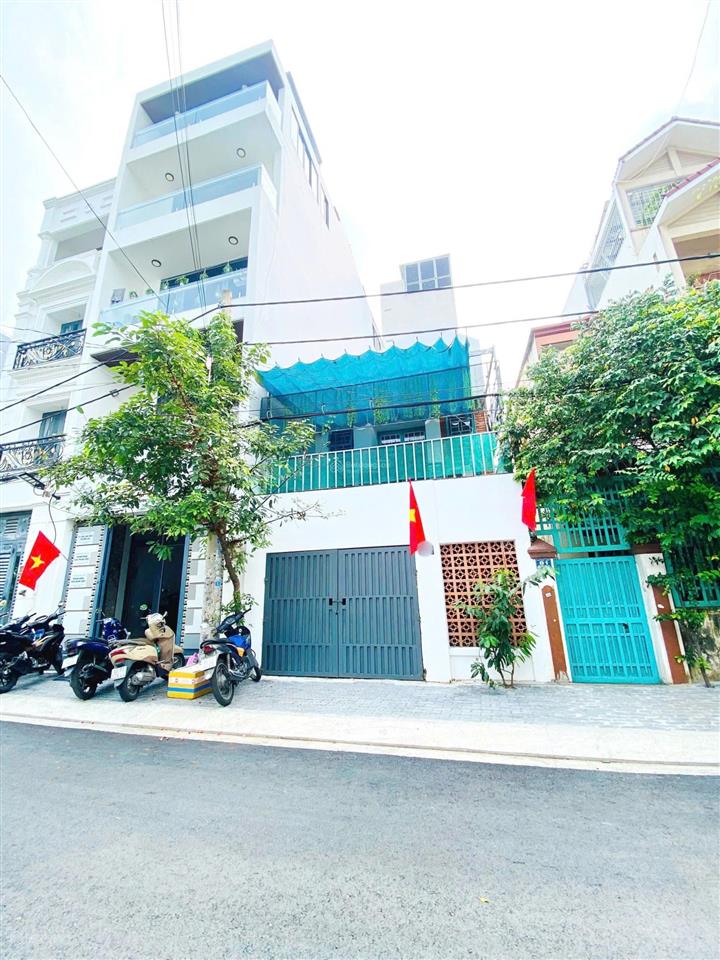 Hiếm  nhà đẹp ngang 5m, đường số quận 7  chỉ 15,5 tỷ
