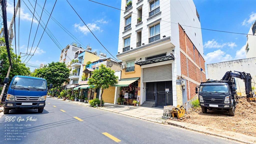 Bán lô đất trống mặt tiền phan huy thực quận 7  phù hợp xây chdv, tòa nhà văn phòng  dt 8x17m