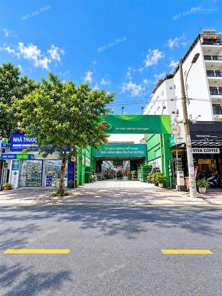 Bán tài sản 851 trần xuân soạn, quận 7  ngang 8m x 41m  thích hợp xây tòa nhà view sông