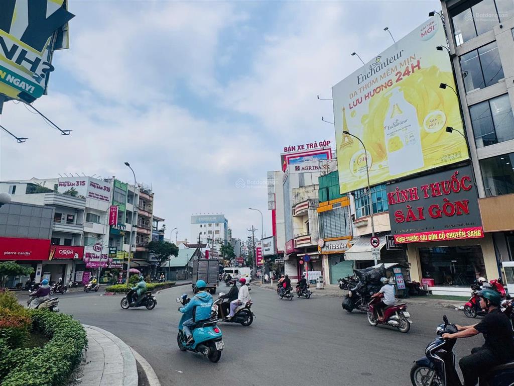 Cho thuê nhà vòng xoay 22 âu cơ, phường tân sơn, hồ chí minh (ngày vòng xoay)