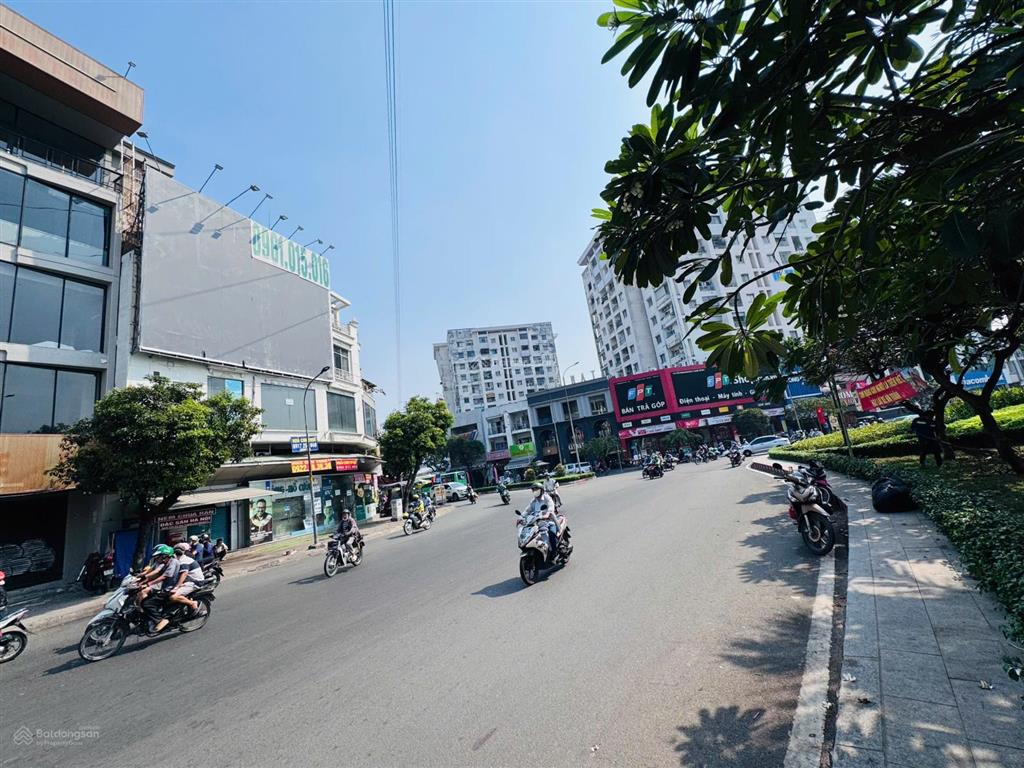 Cho thuê nhà vòng xoay 22 âu cơ, phường tân sơn, hồ chí minh