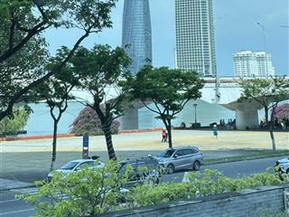 Căn hộ villa biển mỹ khê, 4 tầng 1 tum, 1 sân thượng, gồm 12 phòng ,mt nguyễn công trứ, dtđ 250m2.