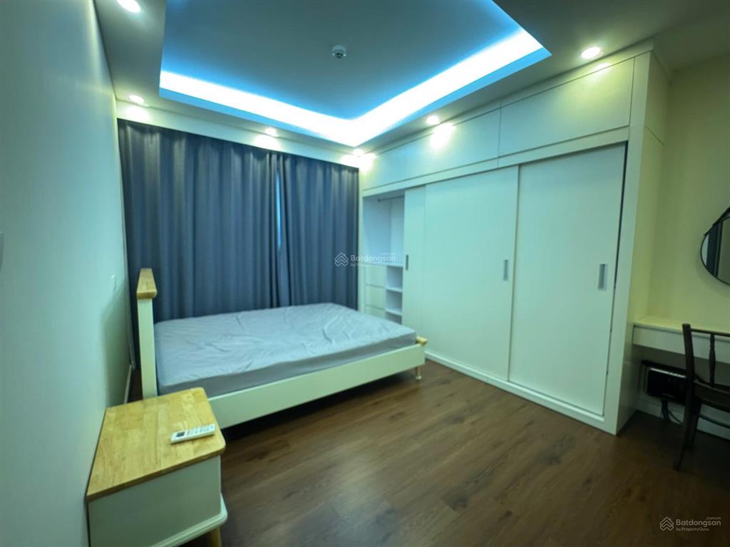 Bán gấp căn góc 3pn full nội thất tòa c1 d'capitale chỉ 10,5 tỷ bao phí