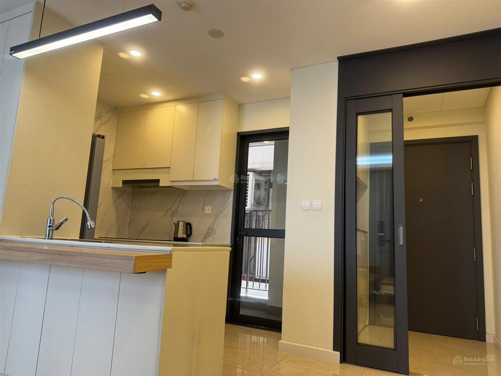 Bán gấp căn góc 3pn full nội thất tòa c1 d'capitale chỉ 10,5 tỷ bao phí