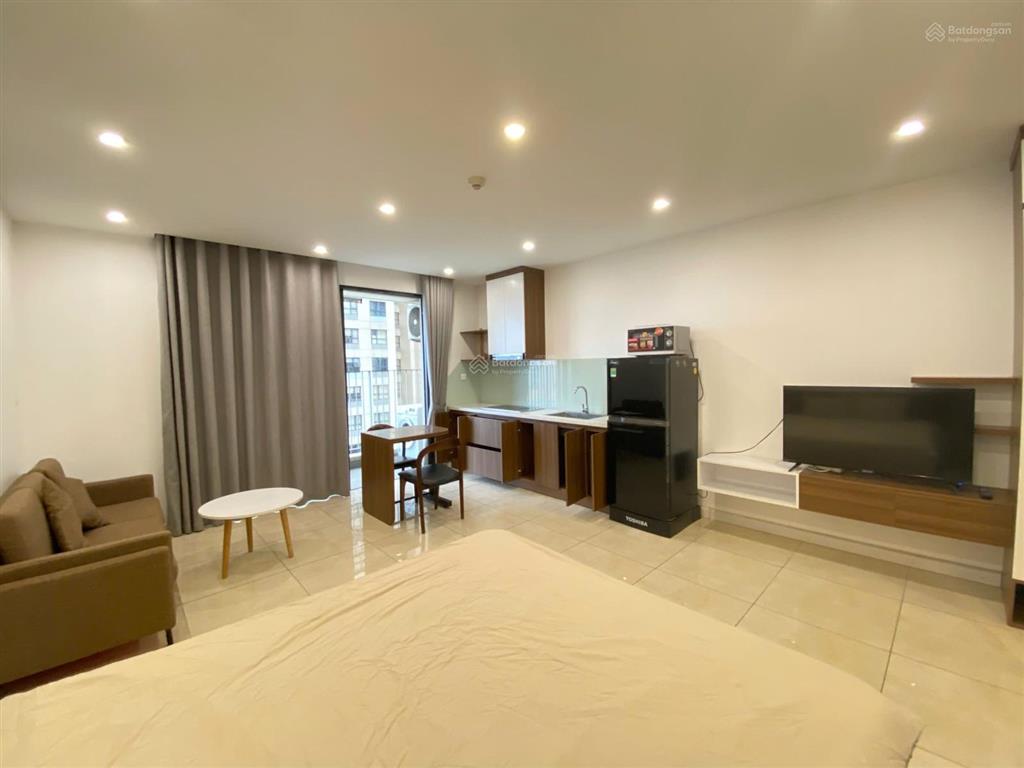 Bán studio full đồ tòa c2 dcapitale trần duy hưng, phường yên hòa, sẵn sổ.  0968 762 ***