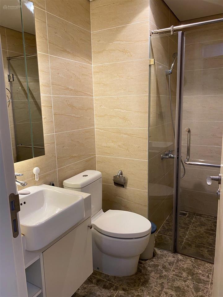 Bán studio full đồ tòa c2 dcapitale trần duy hưng, phường yên hòa, sẵn sổ.  0968 762 ***
