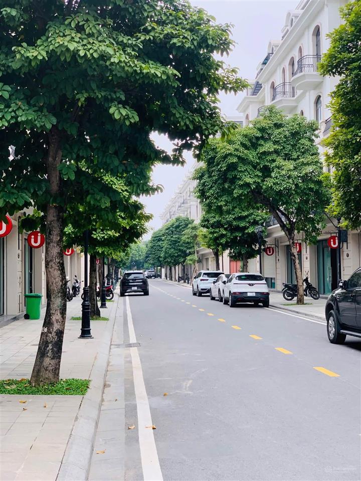 Bán shop kinh đô xẻ khe rẻ hơn cắt lỗ 108m2 giá chỉ 14 tỷ sau trừ voucher 45 tỷ chỉ còn 9,x tỷ