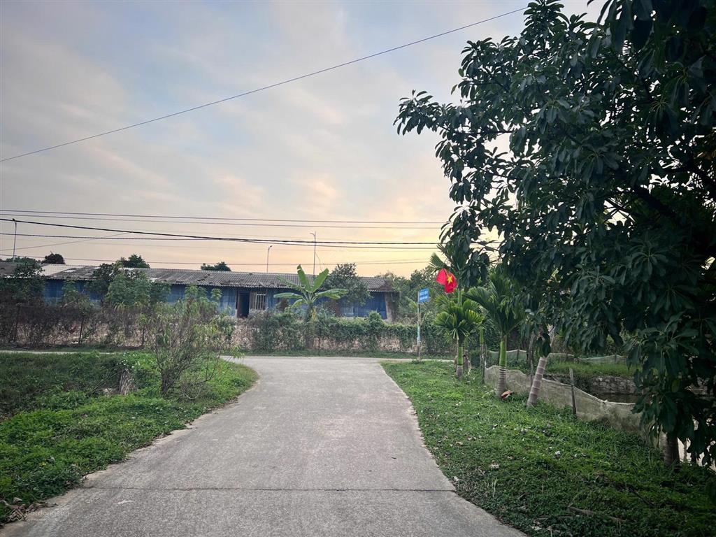 Chính chủ gửi bán ô đất tsn giá chỉ 2,5 tỷ  ngay trung tâm p. hoành bồ
