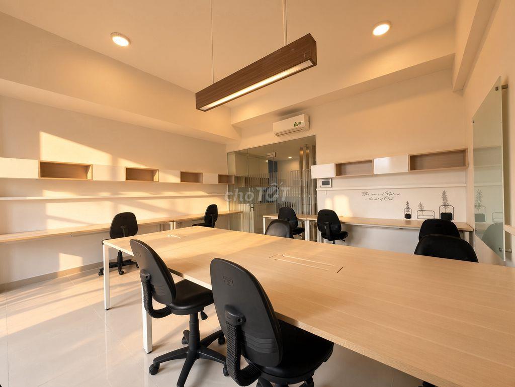 Cho thuê officetel RiverGate Quận 4 — 50m² full NT, phù hợp 8 nhân sự