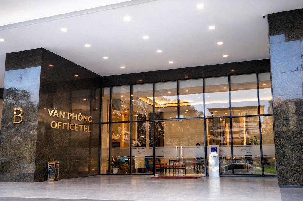 Cho thuê officetel RiverGate Quận 4 — 50m² full NT, phù hợp 8 nhân sự