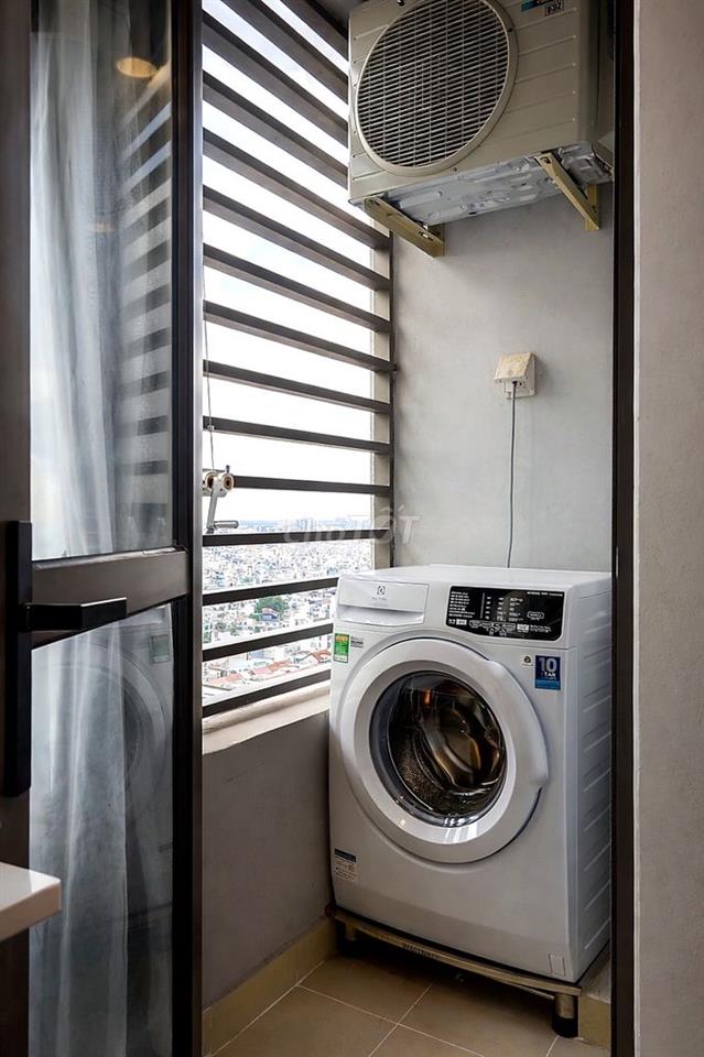 Cho thuê dài hạn Studio River Gate Quận 4, 30m², đủ nội thất, 15tr
