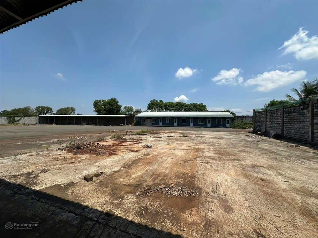 Chủ ngộp bán gấp 7500m2 bình giã  đá bạc  ngay sát ngã 4 ngãi giao  rẻ hơn định giá 5 tỷ