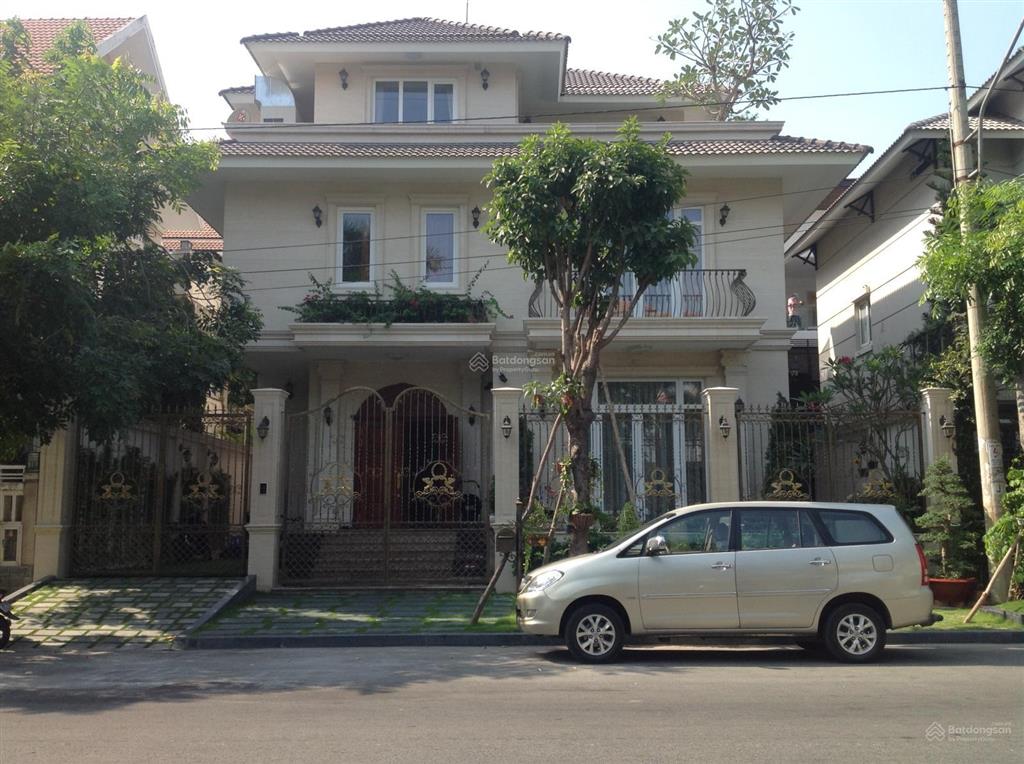 Biệt thự tuyệt đẹp khu compound đường cộng hoà, tân bình. dt 12 x 20m, 4 lầu đẹp, giá 43 tỷ tl