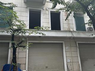 Lk đô nghĩa 100m2 2 mặt tiền giá đầu tư cần gấp , sổ sẵn sàng giao dịch, ô tô đỗ 2 cửa