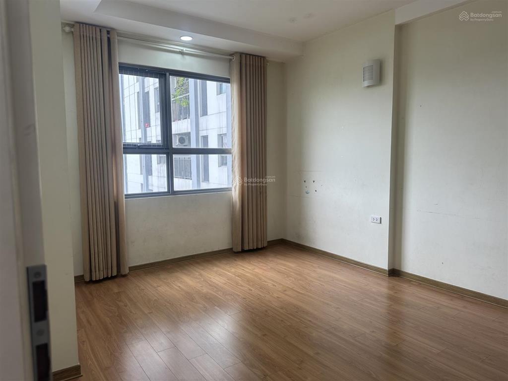 Bán chung cư anland 1 cổng kđt dương nội, 66.5m2 2 ngủ 2 wc đồ cơ bản 5. x tỷ.  e 0973 240 ***