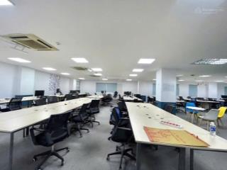 Cho thuê sàn văn phòng chính chủ mặt tiền phan xích long, dt 200m2 giá chỉ 11$/m2