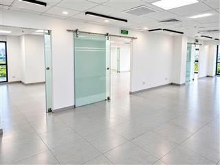 Văn phòng trung tâm quận 3, đường nguyễn sơn hà, dt 160m2