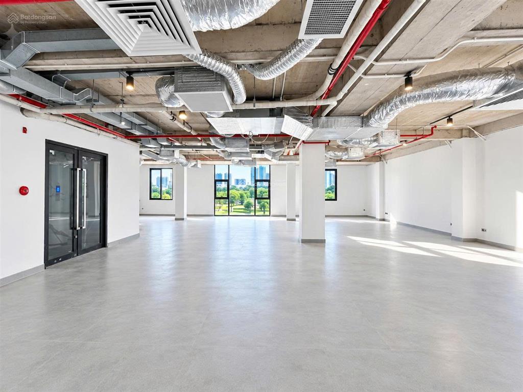 Văn phòng trung tâm quận 3, đường nguyễn sơn hà, dt 160m2