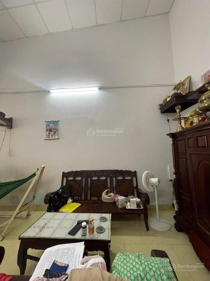Bán gấp nhà cách mặt tiền 1 căn, p. 13, tân bình, 77m2, trệt lầu
