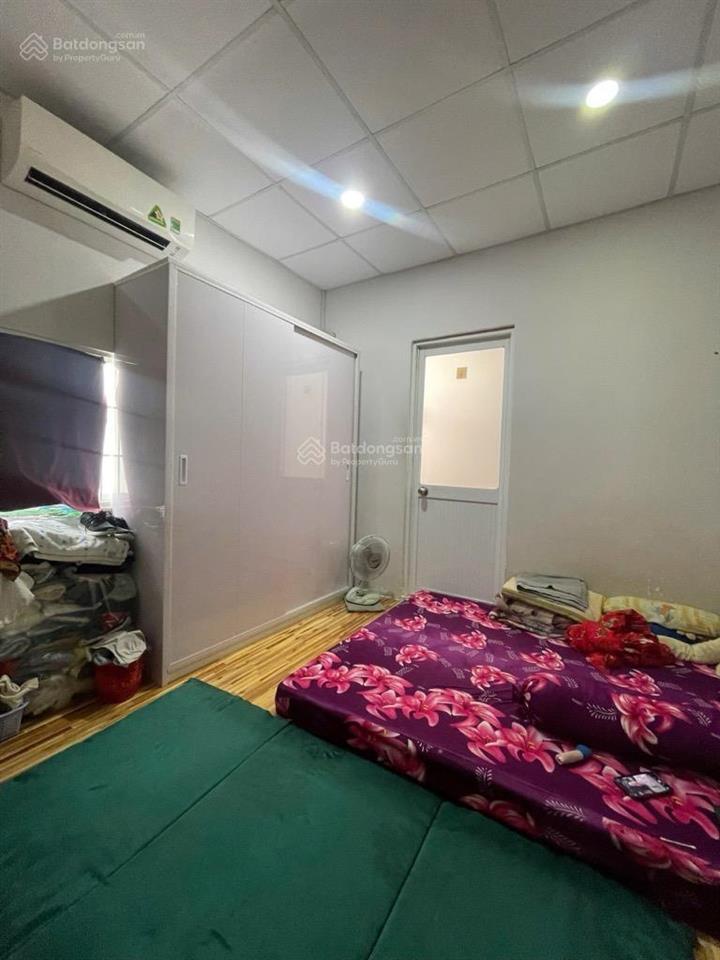 Bán gấp nhà cách mặt tiền 1 căn, p. 13, tân bình, 77m2, trệt lầu
