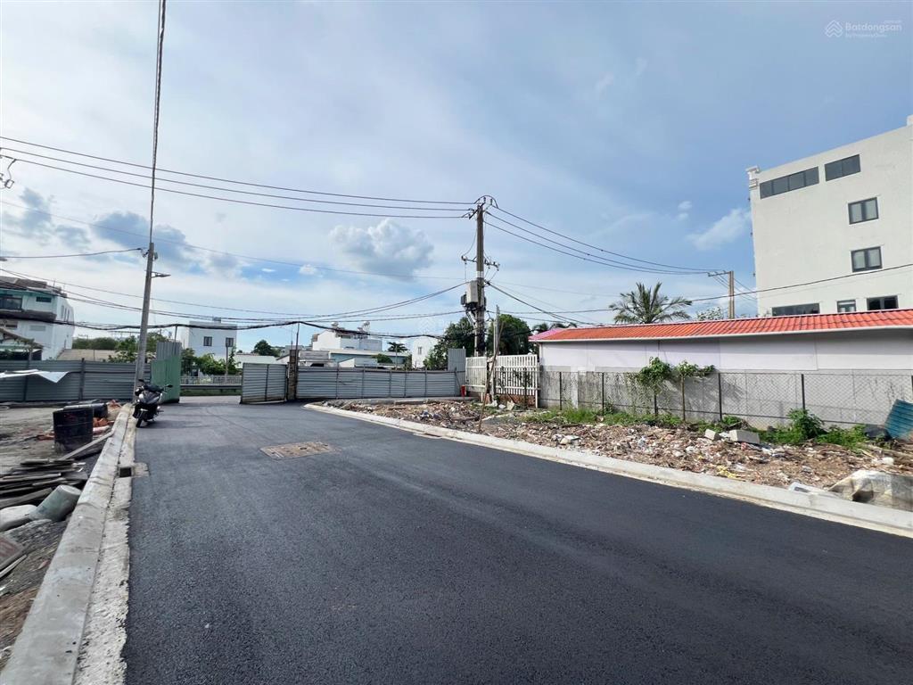 Bán đất shr phường an phú đông  đường vườn lài cách 20 m, giá 5,9 tỷ, thổ cư full.