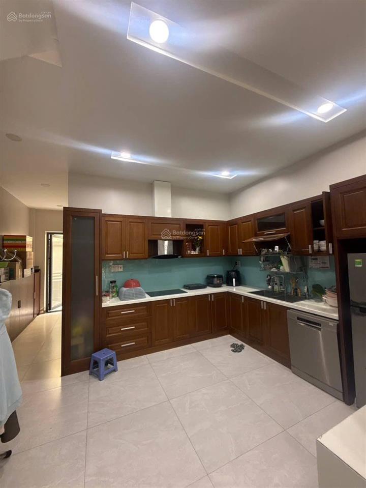 Nhà phố senturia 100m², 4 phòng ngủ 3wc, có phòng ngủ ở trệt cho người già, đường 12 m