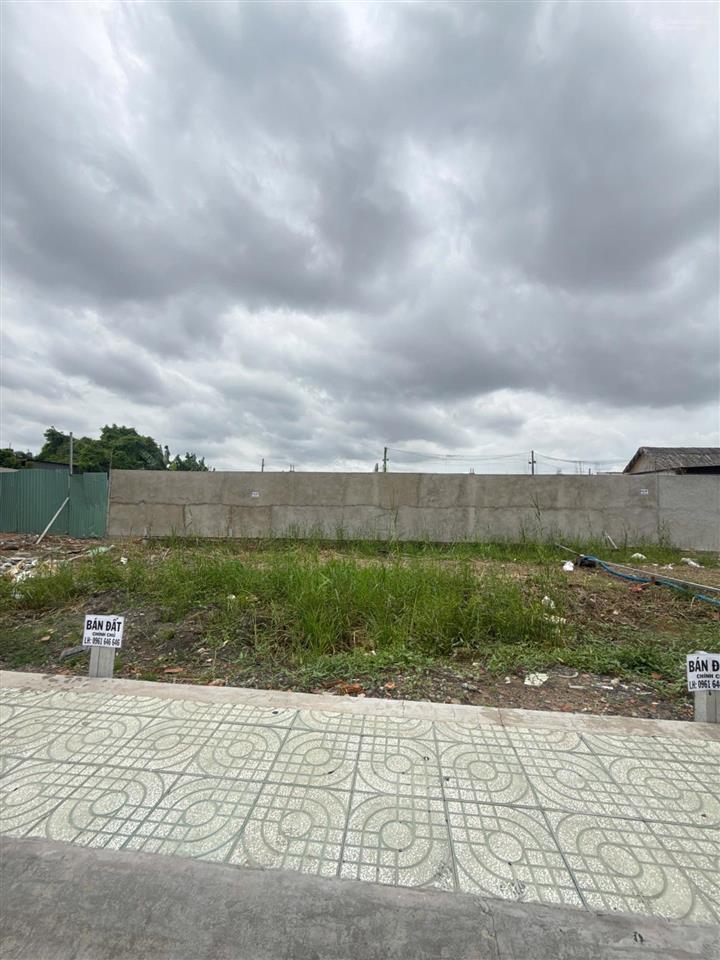 Cần bán 57,2 m2 full thổ ngang 4,02 m đường nhựa 8 m vĩa hè đường vườn lài phường an phú đông