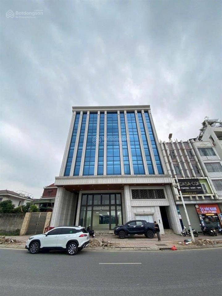 Duy nhất 1 tòa vp mặt phố hồng tiến  long biên