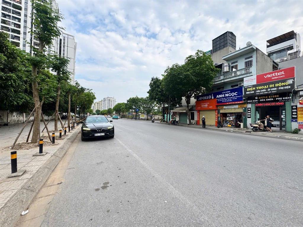 Bán đất trục chính tân thuỵ đường 2 ô tô tránh nhau