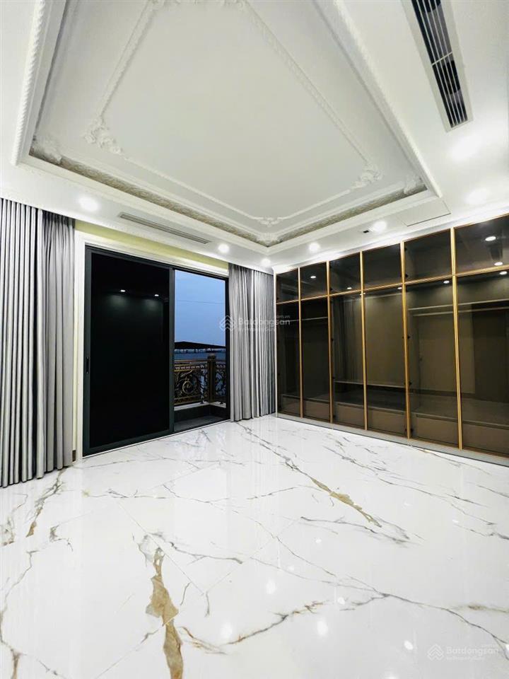 Bán nhà 6 tầng hiện đại tại phúc lợi, long biên