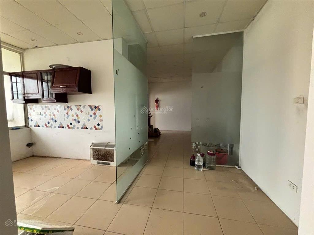 Căn hộ nguyễn sơn 94m2, view phố cực đẹp