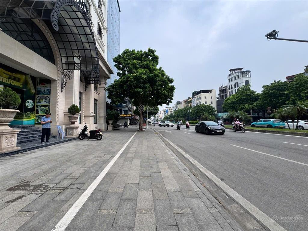 Bán toà nhà gồm 150 phòng full tiện ích