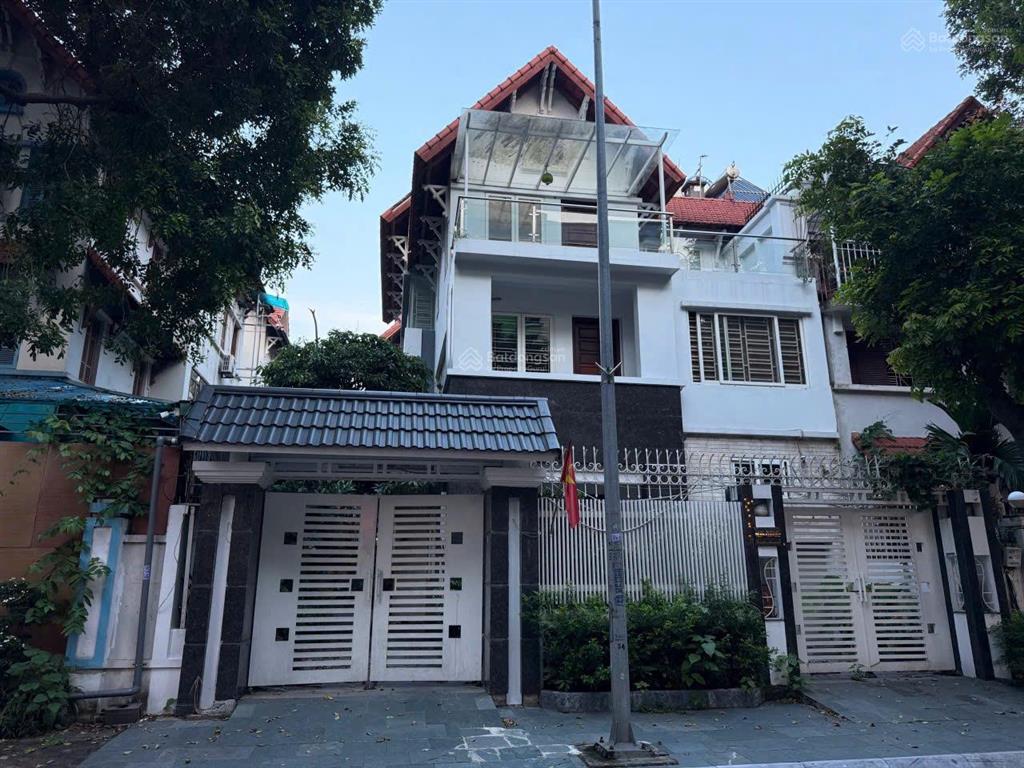 Bán biệt thự phố thép mới việt hưng