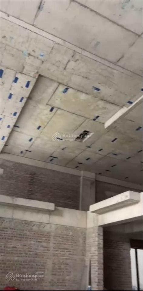 Bán nhà phố hồng tiến đã xây thô, phù hợp mở công ty