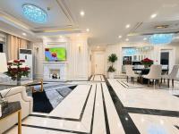 Cho thuê chung cư goldmark city 3 phòng ngủ, 100 m2, giá 10tr một tháng