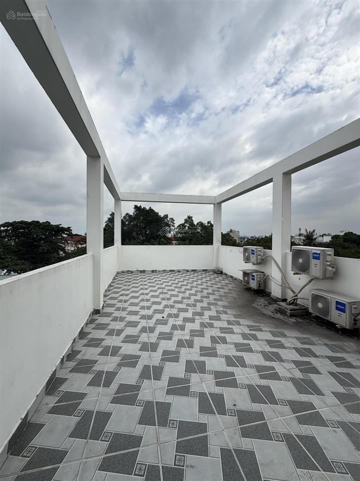 Ngộp bank bán gấp nhà 12pn  165m2 (5x30m) giá 12,5 tỷ. hẻm xe hơi 5m lê đức thọ gò vấp 0909 361 ***