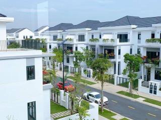 Cần bán aqua city nhà phố căn góc xẻ khe, được trổ cửa hông các tầng cực thoáng. thanh toán 3 tỷ 2.