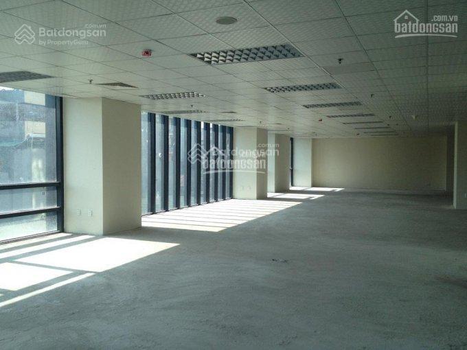 Cho thuê văn phòng hoàng cầu. dt 230m2. giá 218 nghìn/m2. bao gồm thuế, phí dv. sàn thông