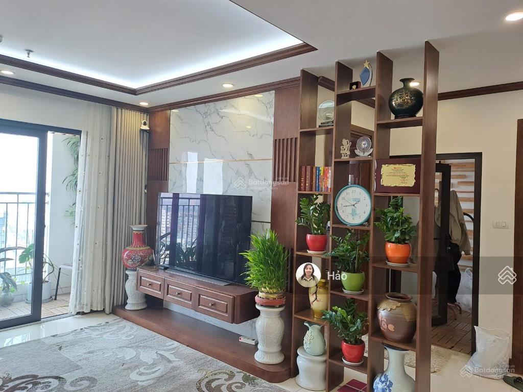 Cho thuê ch liễu giai tower 26 liễu giai 91m2, gồm 3 pn, giá 20tr. nội thất cơ bản.free phí dịch vụ