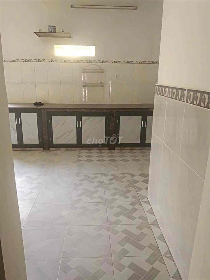 Chính chủ cần bán gấp nhà 2 tầng mặt tiền Trần văn dư