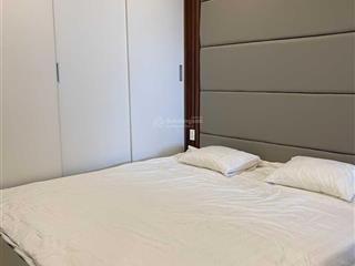 Bán nhanh căn hộ 2pn 68m2 ban công đông nam full nội thất tầng cao 0981 971 ***