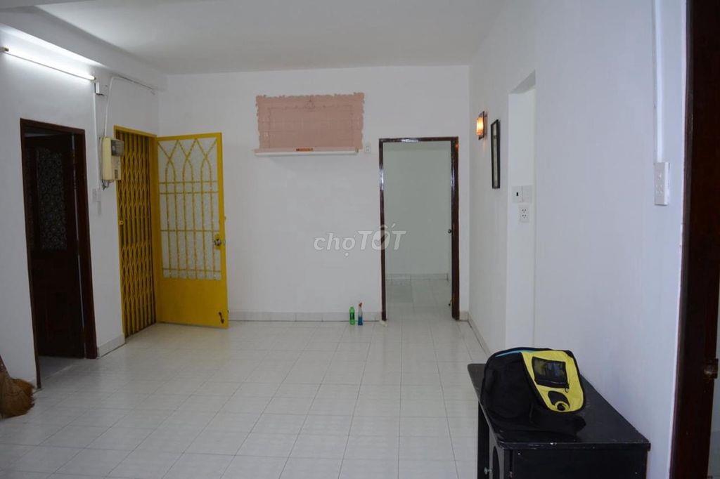 Bán căn hộ chung cư Hùng Vương Phường Chợ Lớn