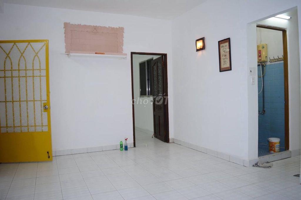 Bán căn hộ chung cư Hùng Vương Phường Chợ Lớn