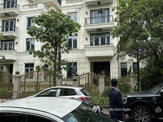 Bán biệt thự song lập 10x22,5m tại vinhome bason 200 tỷ có sổ hồng