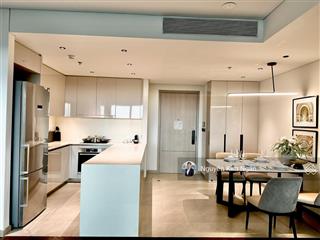 Cho thuê căn 2pn +, căn góc 117m2 giá 95tr/th full nội thất miễn phí quản lý