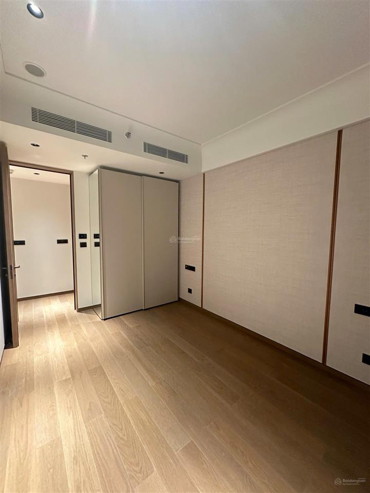 Bán căn hộ 2pn  87,38m2 39,6 tỷ căn góc tại grand marina saigon