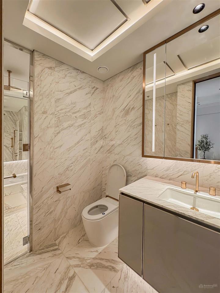 Bán căn hộ 2pn  87,38m2 39,6 tỷ căn góc tại grand marina saigon